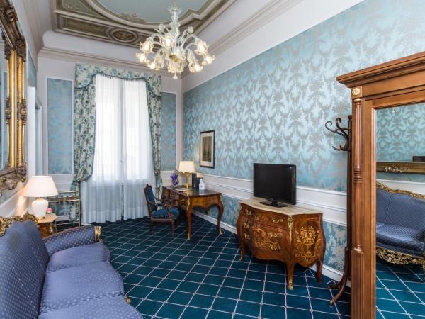 Hotel Bristol Palace : photo 8 de la chambre suite