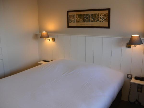 Hotel Nuit Et Jour - La Maison de Lucile : photo 9 de la chambre chambre double - côté jardin