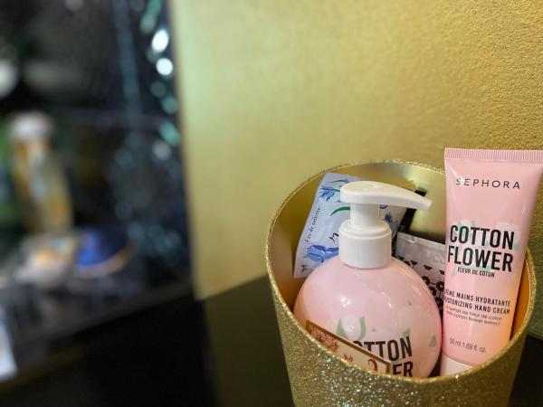 Gîte Les logis du Pech : photo 5 de la chambre chambre double - vue sur jardin