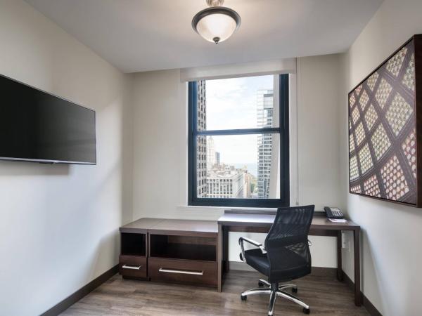 Residence Inn by Marriott Chicago Downtown/Loop : photo 3 de la chambre suite 2 chambres