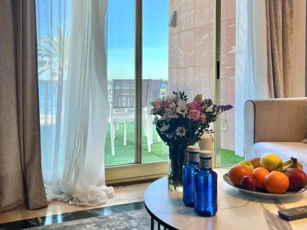 Puerto Banús Beach Apartments : photo 5 de la chambre appartement - vue sur mer