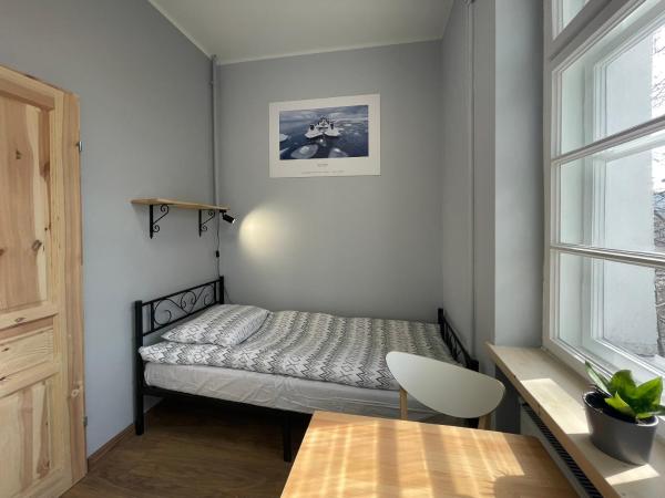 BP Hostel Gdynia : photo 9 de la chambre chambre simple deluxe