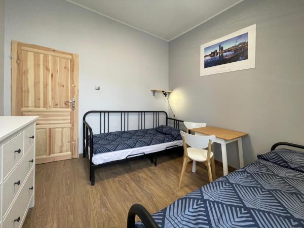 BP Hostel Gdynia : photo 6 de la chambre chambre double deluxe