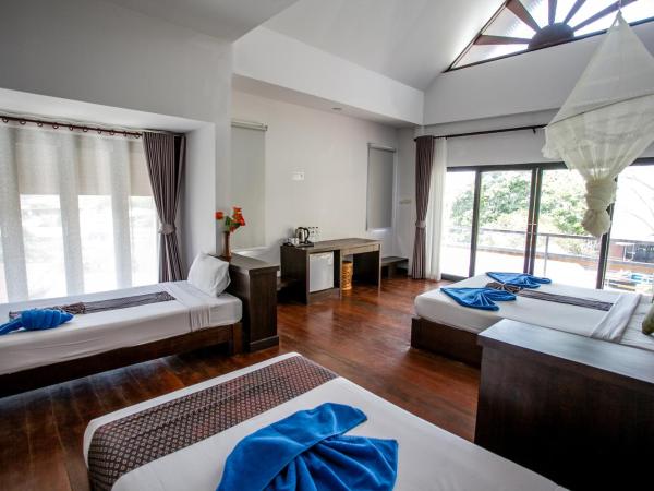 Phitharom PP Resort : photo 4 de la chambre chambre familiale