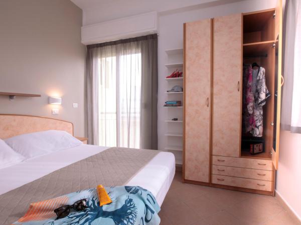 Hotel Holland : photo 1 de la chambre chambre double ou lits jumeaux confort 