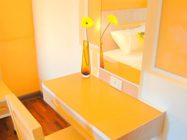 The Inn Saladaeng : photo 4 de la chambre chambre trio