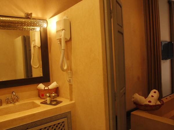 Riad Utopia Suites And Spa : photo 6 de la chambre chambre double supérieure
