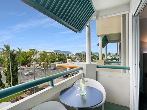 Cairns Sheridan Hotel : photo 3 de la chambre chambre lit king-size deluxe