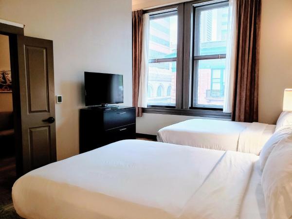 Staybridge Suites Baltimore - Inner Harbor, an IHG Hotel : photo 9 de la chambre suite lit queen-size 1 chambre