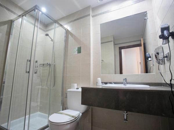 Vitium Córdoba : photo 1 de la chambre chambre triple