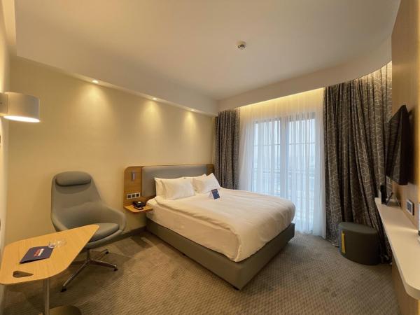 Holiday Inn Express - Ankara - Airport, an IHG Hotel : photo 2 de la chambre chambre standard lit queen-size