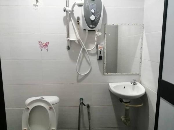 TGL Aparthotel Tanjung Lumpur : photo 4 de la chambre chambre deluxe