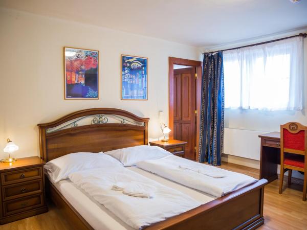 Hostel Little Quarter : photo 5 de la chambre suite familiale