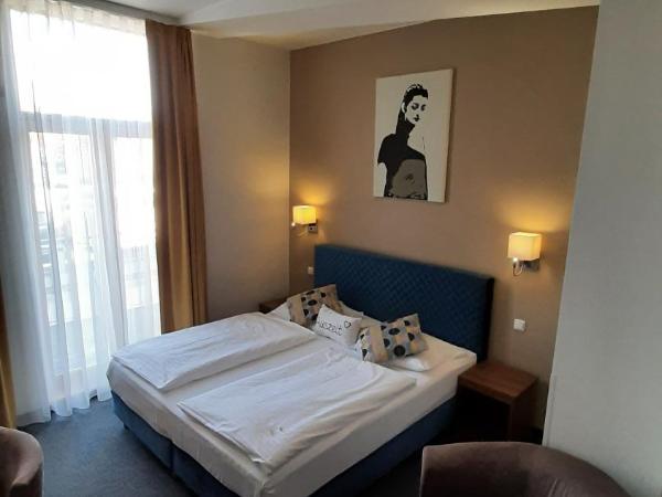 BO Hotel Hamburg : photo 1 de la chambre chambre double deluxe avec balcon