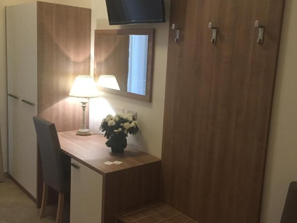 Hotel Montecarlo : photo 2 de la chambre chambre double