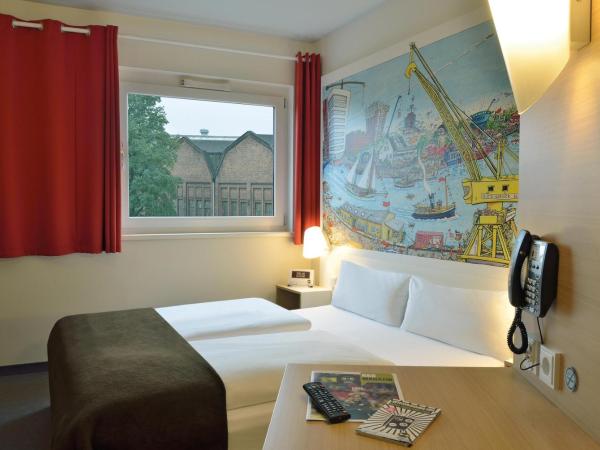 B&B Hotel Hamburg-Harburg : photo 4 de la chambre chambre lits jumeaux