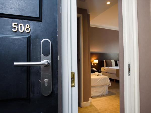 1253 Recoleta Small Hotel : photo 4 de la chambre 2 chambres communicantes