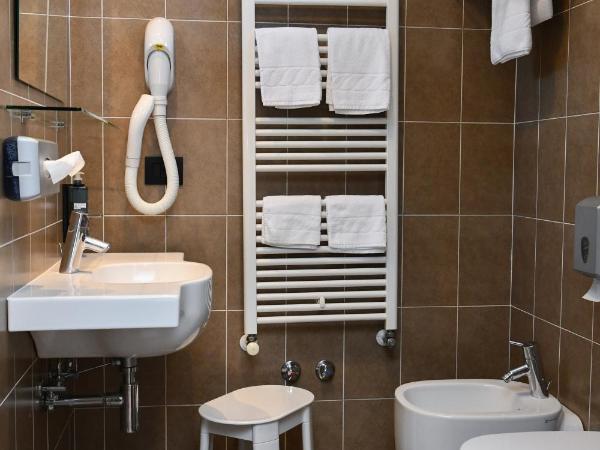 Hotel Eden : photo 2 de la chambre chambre double ou lits jumeaux supérieure