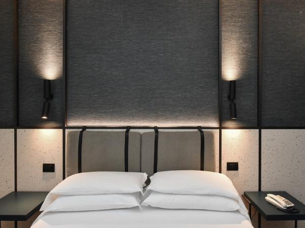 Hotel Eden : photo 3 de la chambre superior double or twin room with balcony, beach access and parking