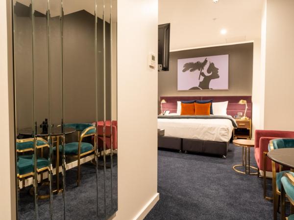 TRYP by Wyndham Wellington, Tory Street : photo 3 de la chambre chambre lit king-size pour personnes à mobilité réduite