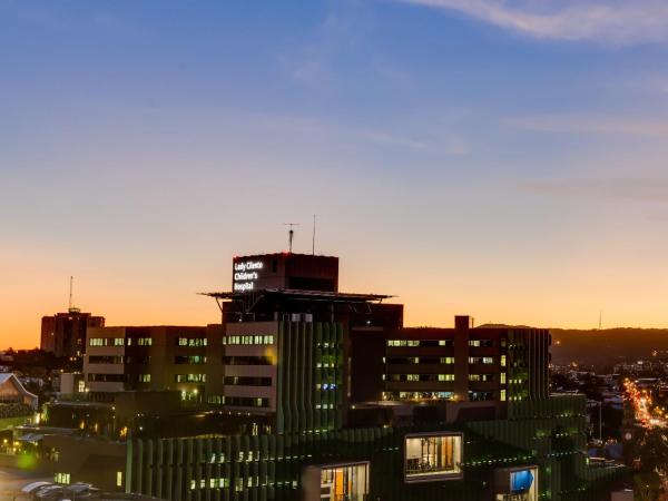 Hillcrest Apartment Hotel (formerly Central Hillcrest Apartments) : photo 2 de la chambre chambre d'hôtel
