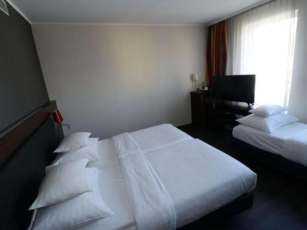 Best Western Plus Plaza Hotel Graz : photo 1 de la chambre chambre triple confort