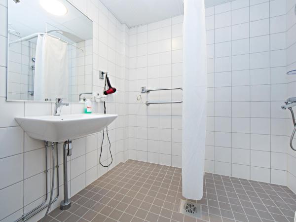 Omena Hotel Helsinki City Centre : photo 8 de la chambre chambre familiale