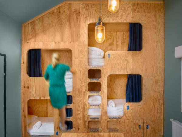 Eklo Bordeaux Centre Bastide : photo 4 de la chambre lit dans dortoir pour femmes de 6 ou 8 lits