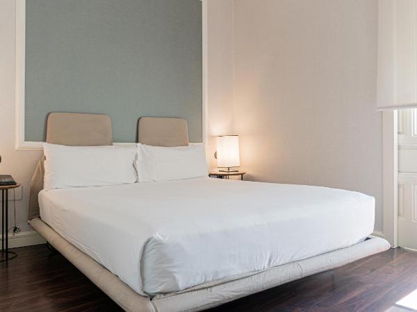 Hotel Sardinero Madrid : photo 5 de la chambre chambre double de luxe avec lit d'appoint (3 adultes)