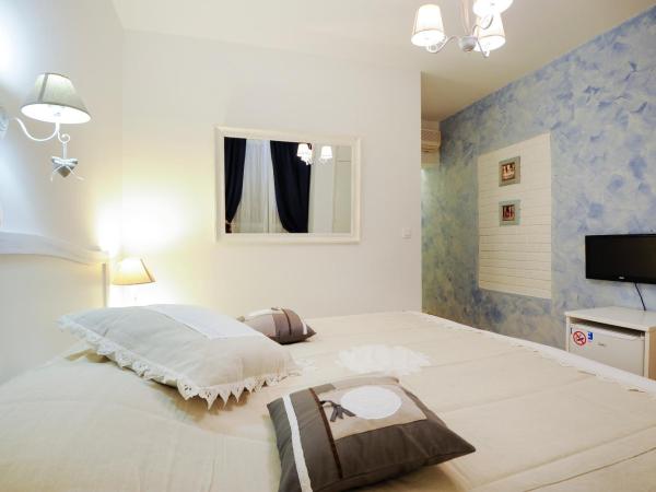 Tinel Rooms Old City Center : photo 4 de la chambre chambre double