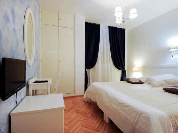 Tinel Rooms Old City Center : photo 3 de la chambre chambre double