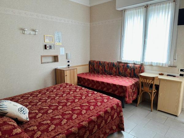 Hotel Bel Sogno : photo 1 de la chambre chambre triple