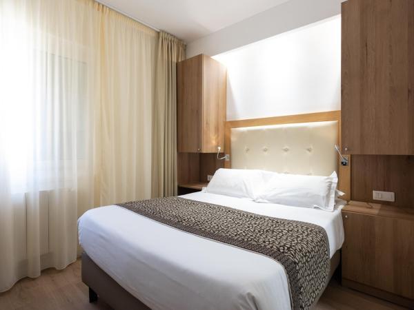 Hotel Revellata & Spa : photo 1 de la chambre xs - chambre double Économique avec vue sur cour - premier prix