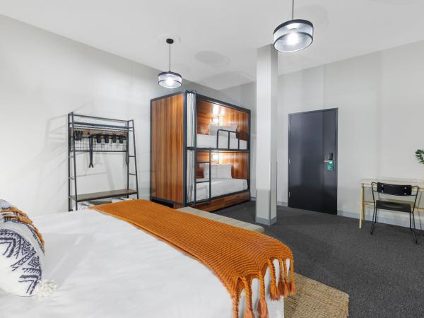 Roamer Melbourne - formerly Selina Central Melbourne : photo 2 de la chambre chambre familiale