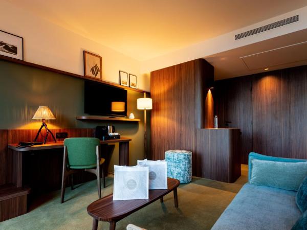 Hôtel Roz Marine Thalasso Resort : photo 3 de la chambre suite prestige - vue sur mer