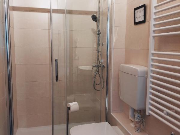 Riviera Garibaldi : photo 10 de la chambre chambre double