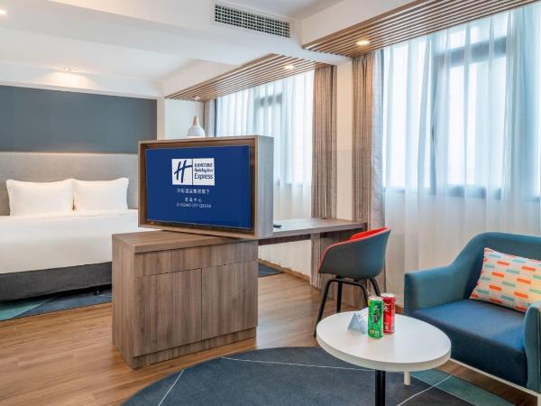 Holiday Inn Express Qingdao City Center, an IHG Hotel : photo 4 de la chambre chambre familiale