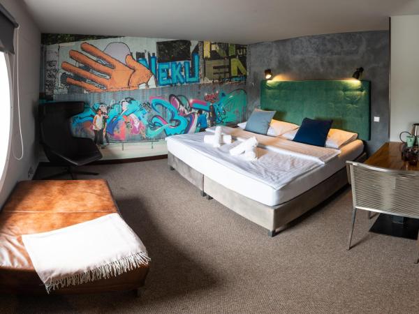 Botel Marina : photo 10 de la chambre chambre lit king-size supérieure