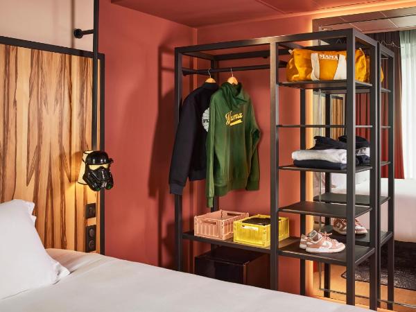 Mama Shelter Rennes : photo 1 de la chambre chambre lits jumeaux moyenne - maman