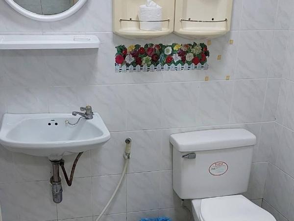 TG2 - Tientong Guesthouse 2 : photo 4 de la chambre chambre double deluxe avec balcon