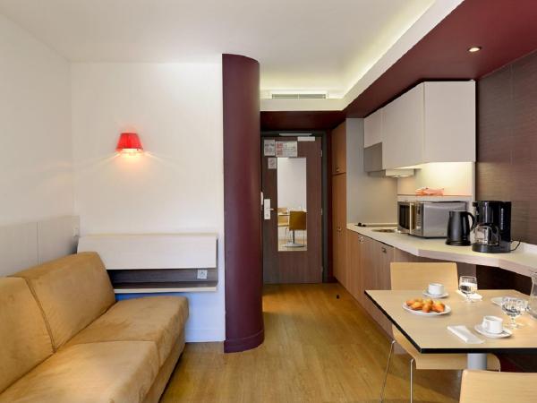 Résidence Residéal Premium Cannes : photo 2 de la chambre studio - côté jardin (2 adultes)