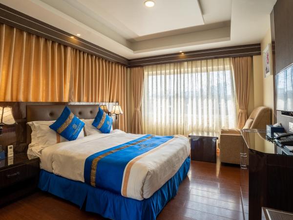 Shangrila Blu Hotel : photo 3 de la chambre chambre lit queen-size deluxe