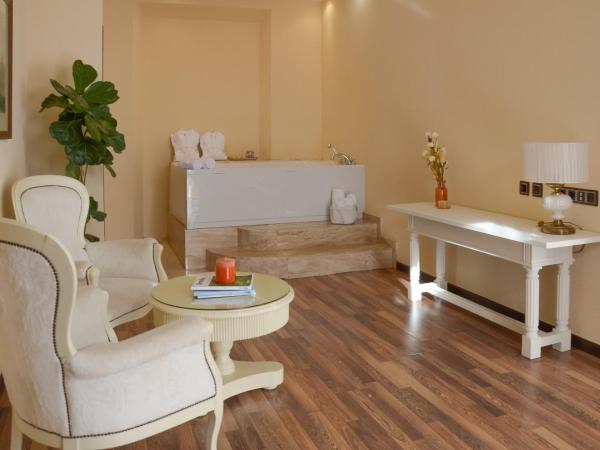 Hotel Roger de Flor by Seleqtta : photo 1 de la chambre suite de luxe