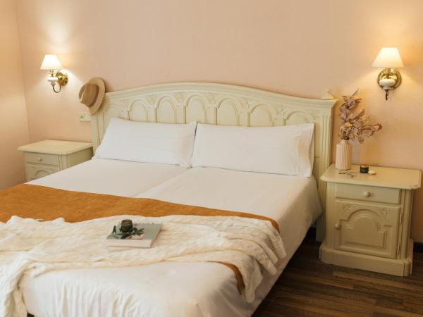 Hotel Roger de Flor by Seleqtta : photo 2 de la chambre chambre double ou lits jumeaux comfort avec vue partielle sur la mer 