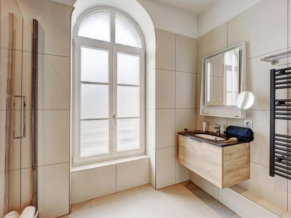 Résidence Pierre & Vacances Premium Presqu'Ile de la Touques : photo 8 de la chambre appartement 3 chambres (8 personnes) - bâtiment des douanes