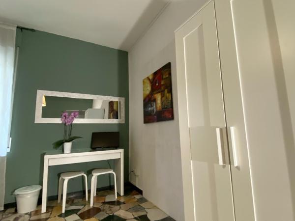 Delle Rose Rooms : photo 6 de la chambre chambre double avec salle de bains privative