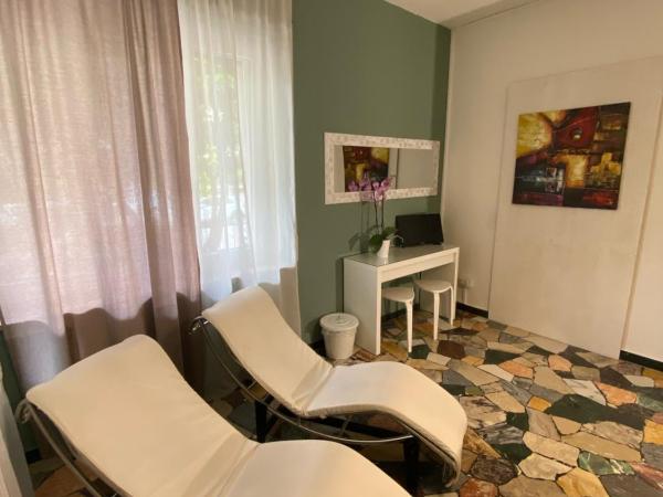 Delle Rose Rooms : photo 7 de la chambre chambre double avec salle de bains privative