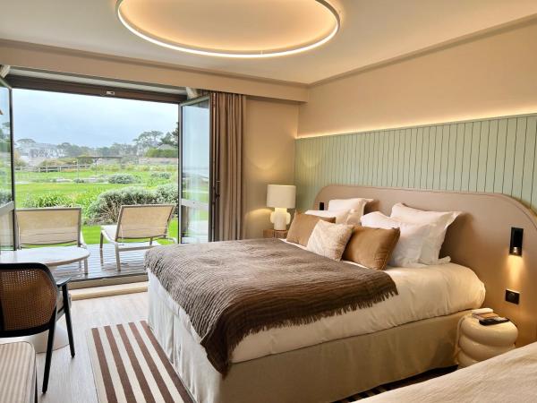 Emeria Dinard Thalasso Spa : photo 2 de la chambre chambre familiale - vue latérale sur mer - rez-de-jardin