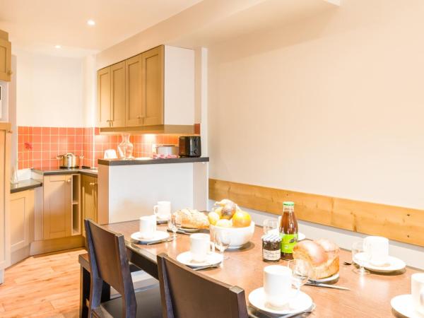 Résidence Pierre & Vacances Le Tikal : photo 3 de la chambre appartement 3 chambres