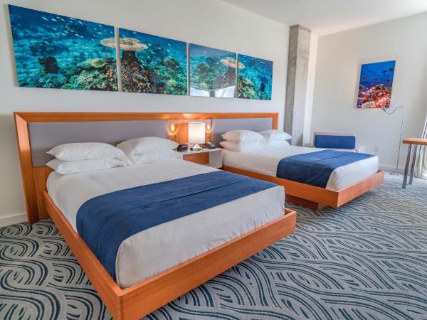 Maritime Hotel Fort Lauderdale Airport & Cruiseport : photo 3 de la chambre chambre avec 2 grands lits queen-size 